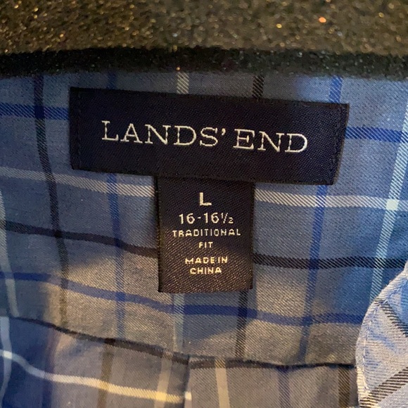 Lands’ End men’s button down shirt ❤️ - Picture 2 of 3